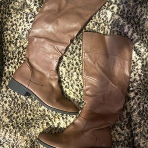 vintage american eagle faux leather brown platform heeled boot
